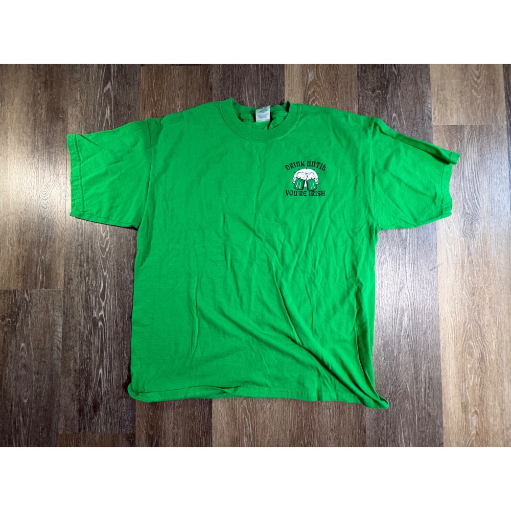 Gildan T-Shirt Mens XL Green St Patricks Day Paddy OLearys Irish Pub Graphic